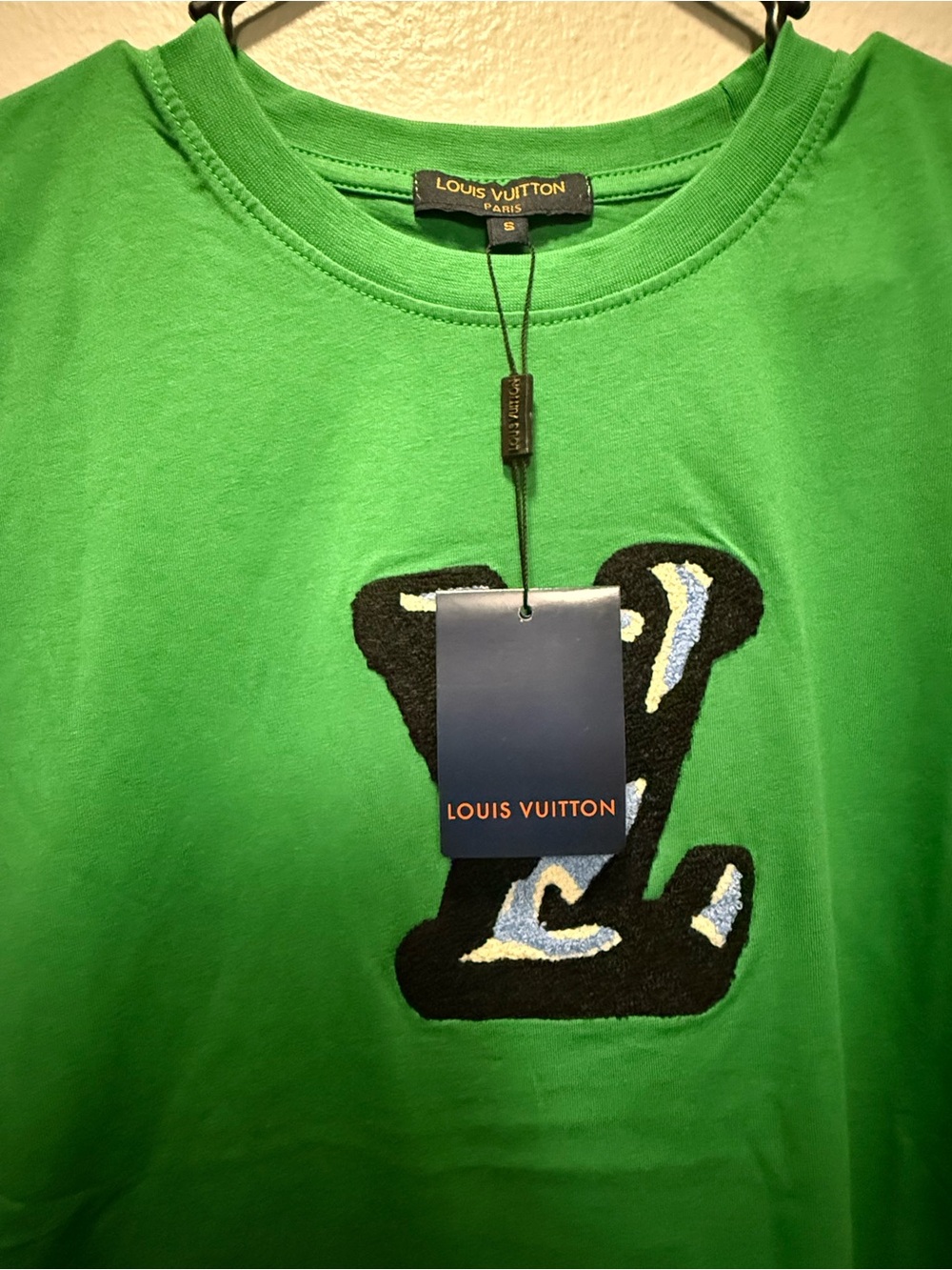 Louis Vuitton Kids Bright Green LV Appliqué Tee